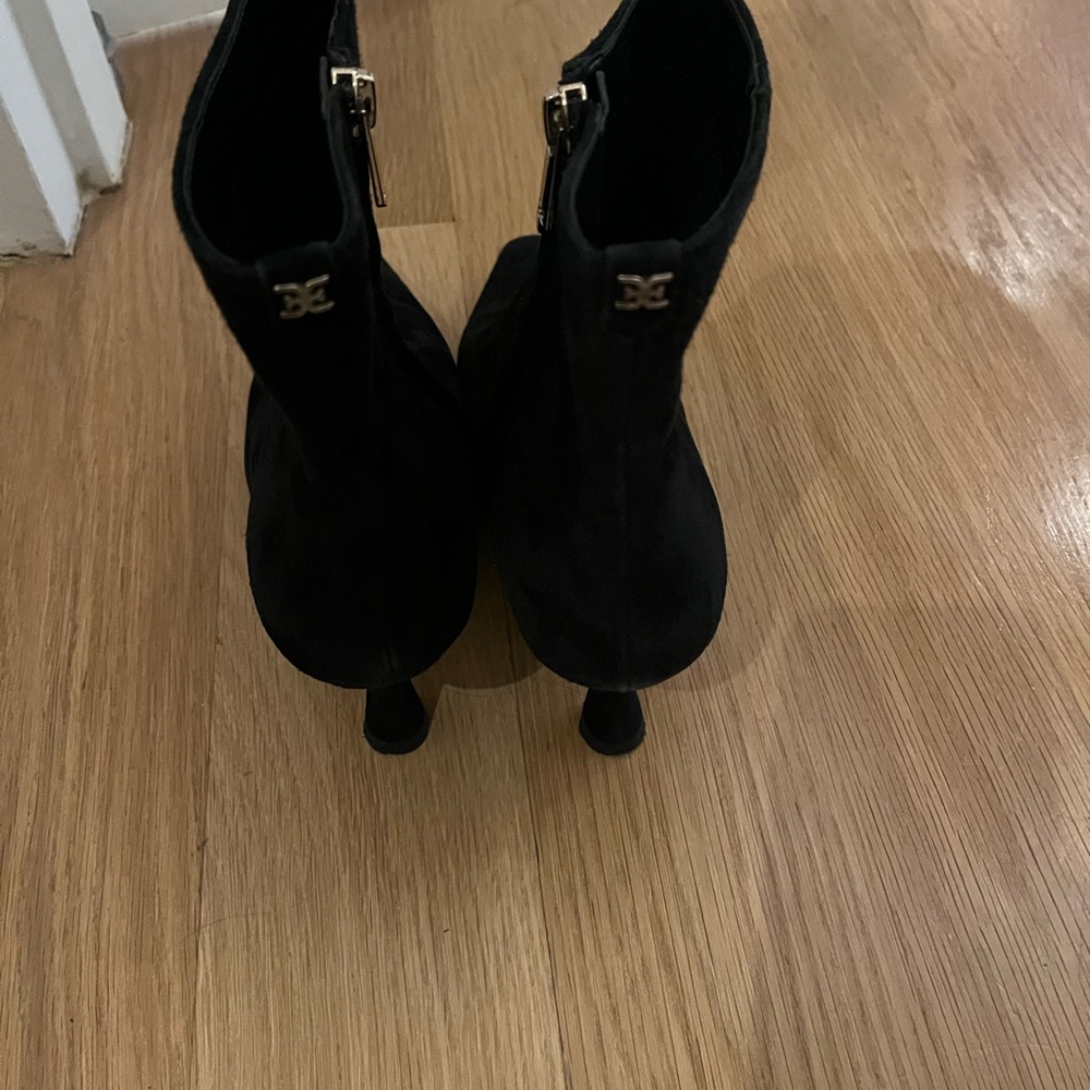 Sam Edelman Pointed Booty